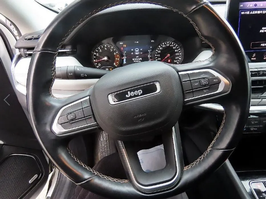 Jeep Compass — фото 5
