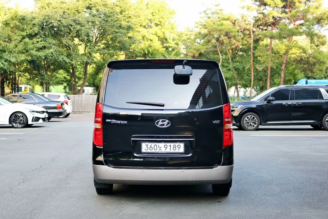Hyundai Starex — фото 10