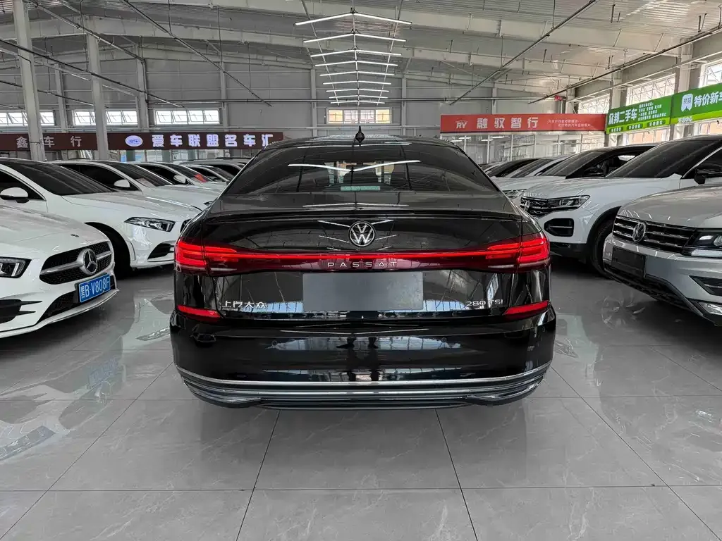 Volkswagen Passat — фото 3