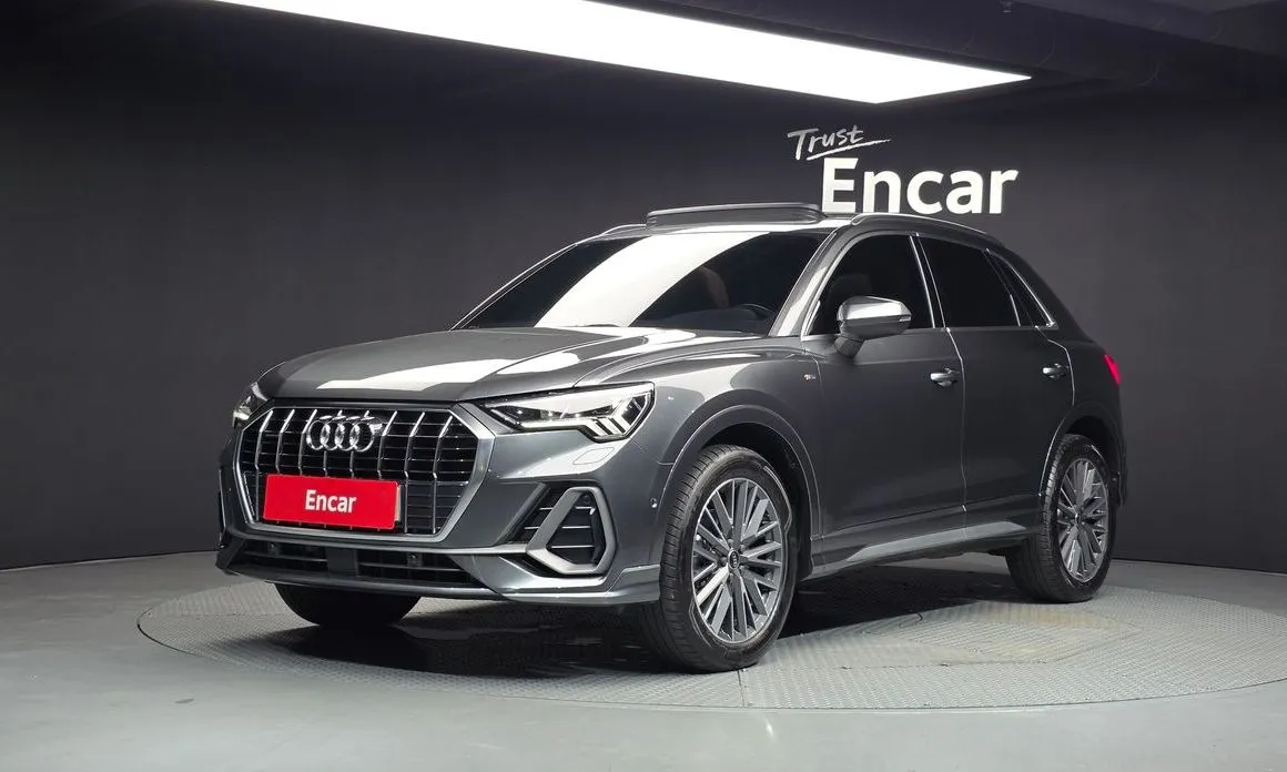 Audi Q3 — фото 1