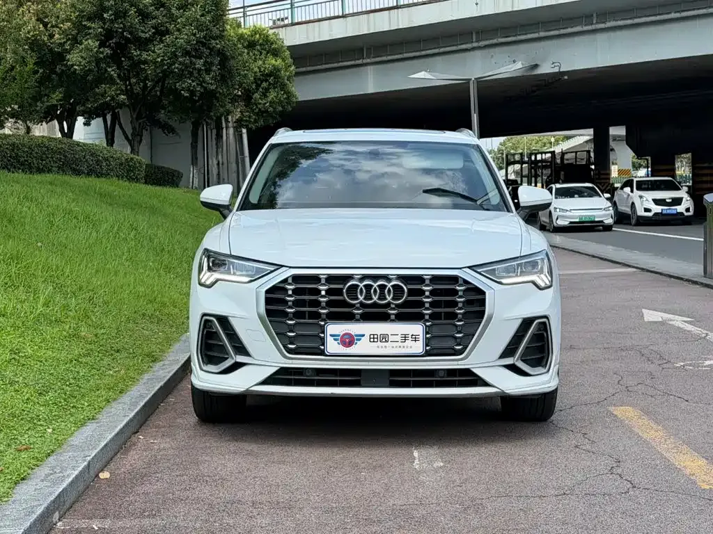 Audi Q3 — фото 2