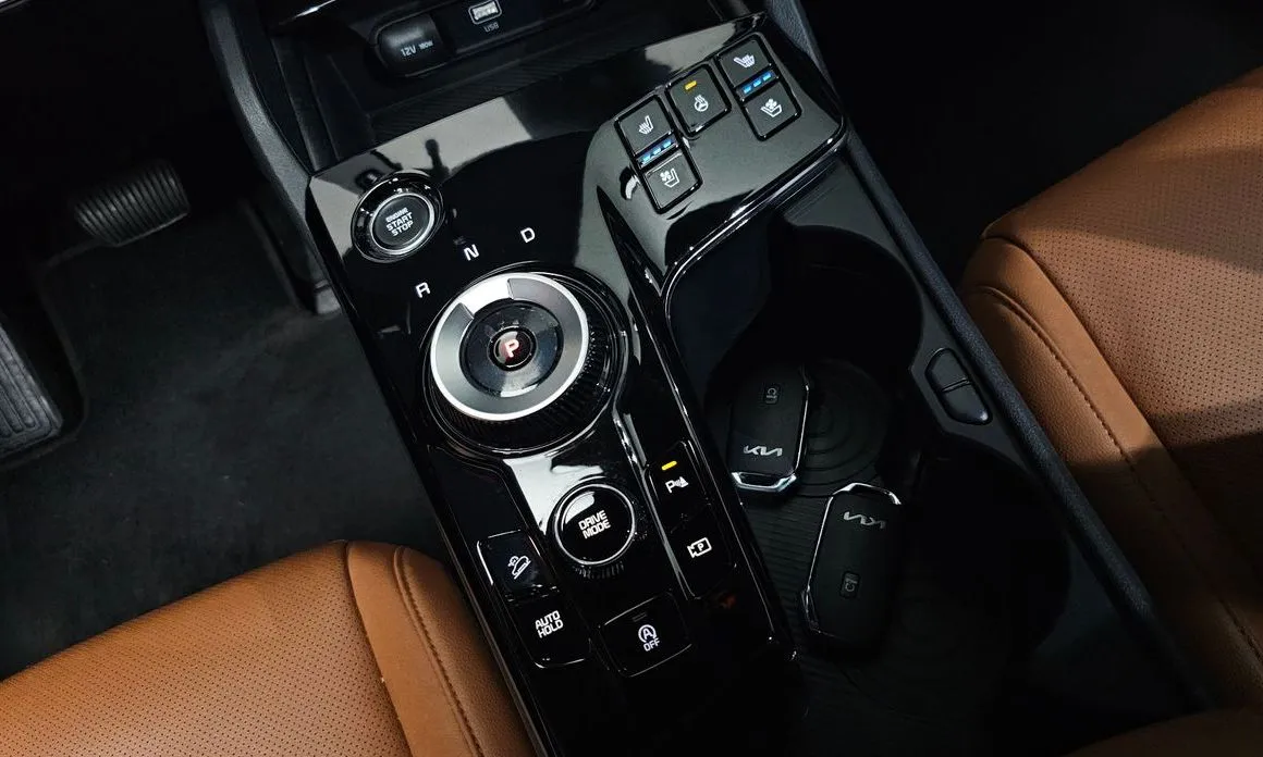 Kia Sportage — фото 8
