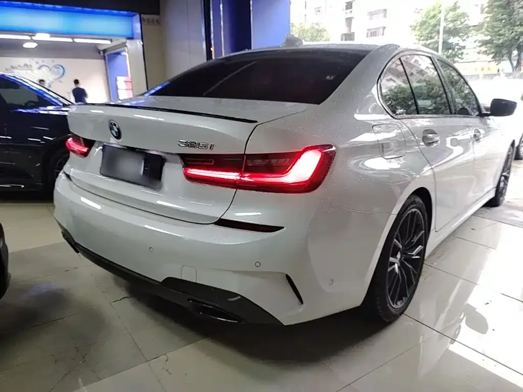 BMW 3 Series — фото 10
