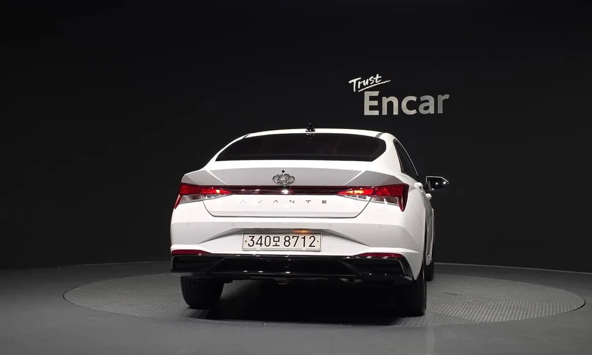 Hyundai AVANTE — фото 2