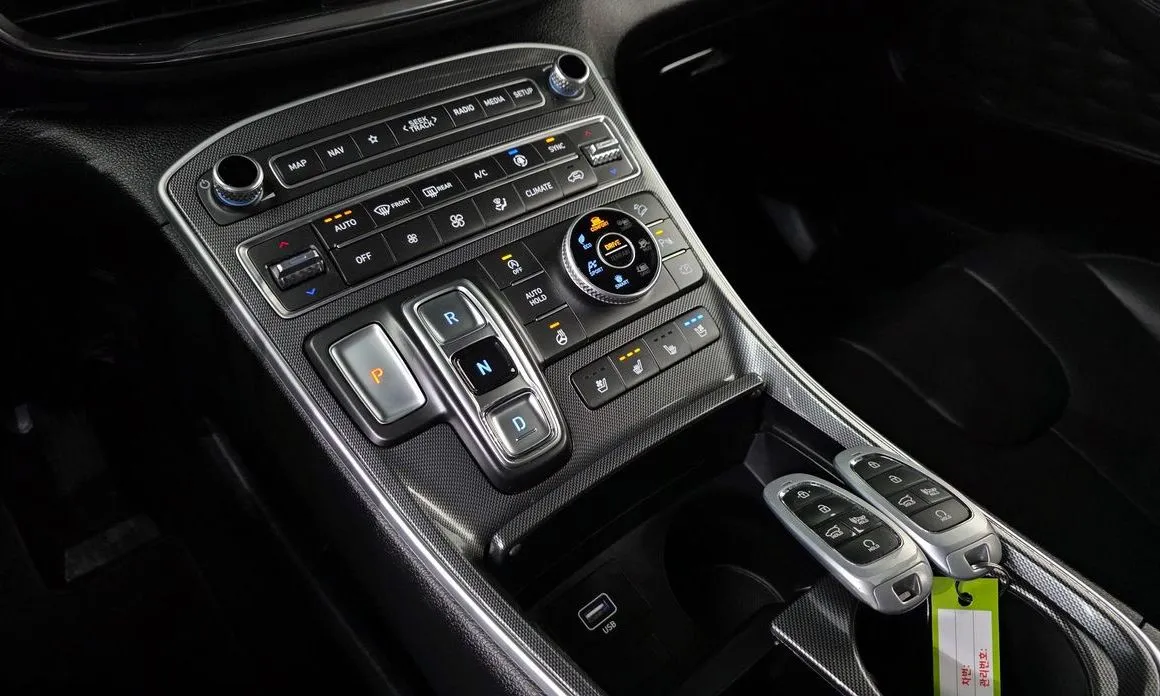 Hyundai Santafe — фото 7