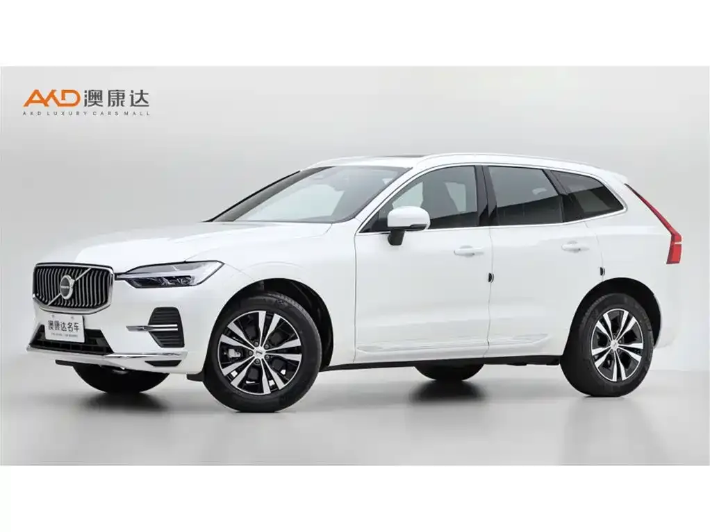 Volvo XC60 — фото 1