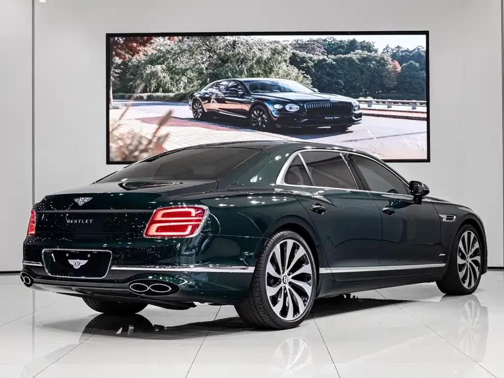 Bentley Flying Spur — фото 6