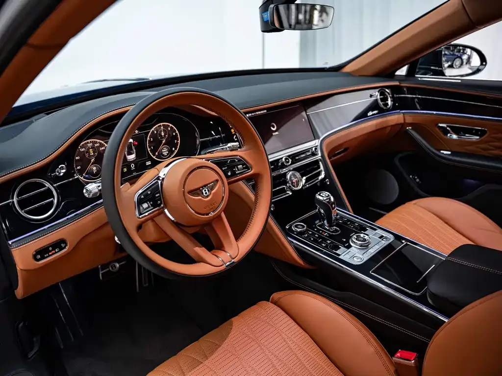 Bentley Flying Spur — фото 4