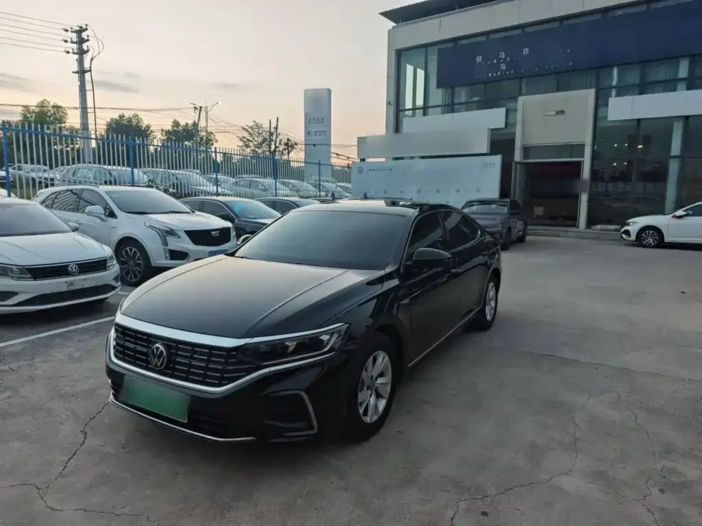 Volkswagen 帕萨特插电混动 — фото 1