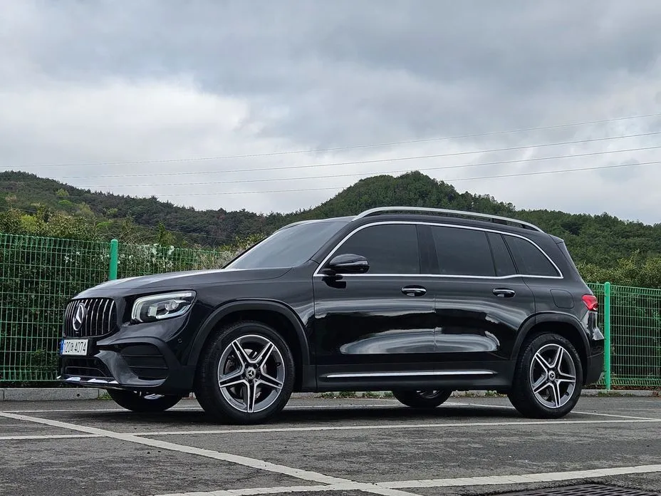 Mercedes-Benz GLB-Class — фото 1