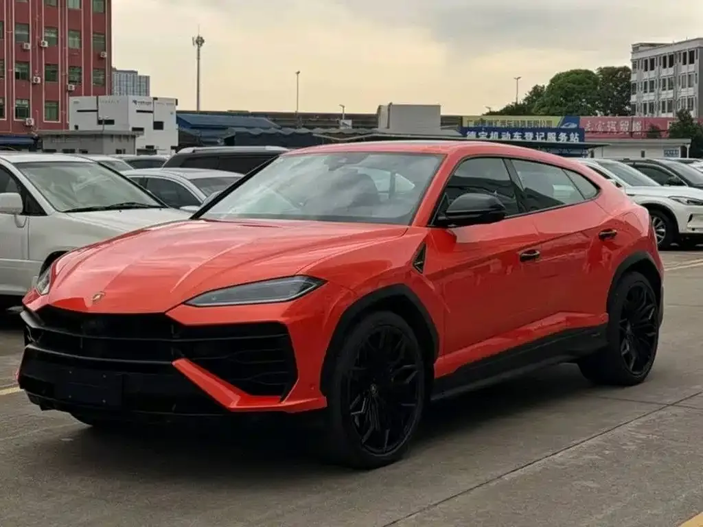 Lamborghini Urus SE — фото 1