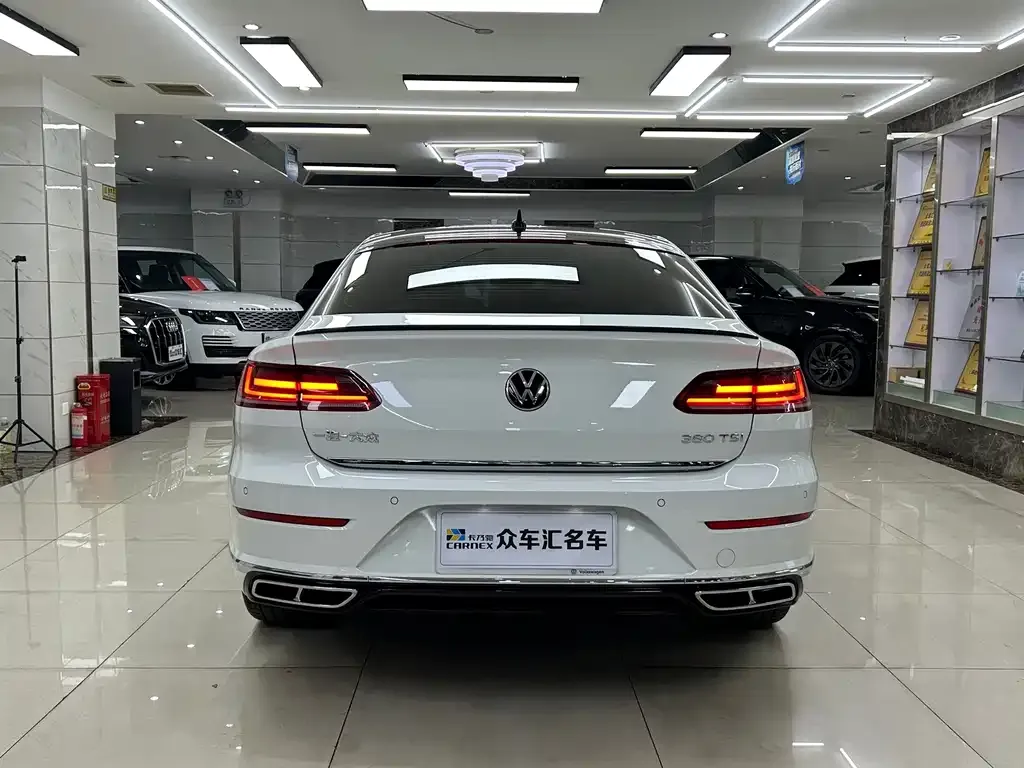 Volkswagen CC — фото 10