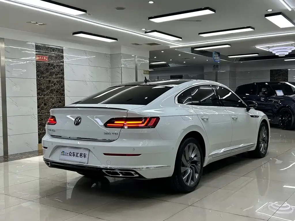 Volkswagen CC — фото 4