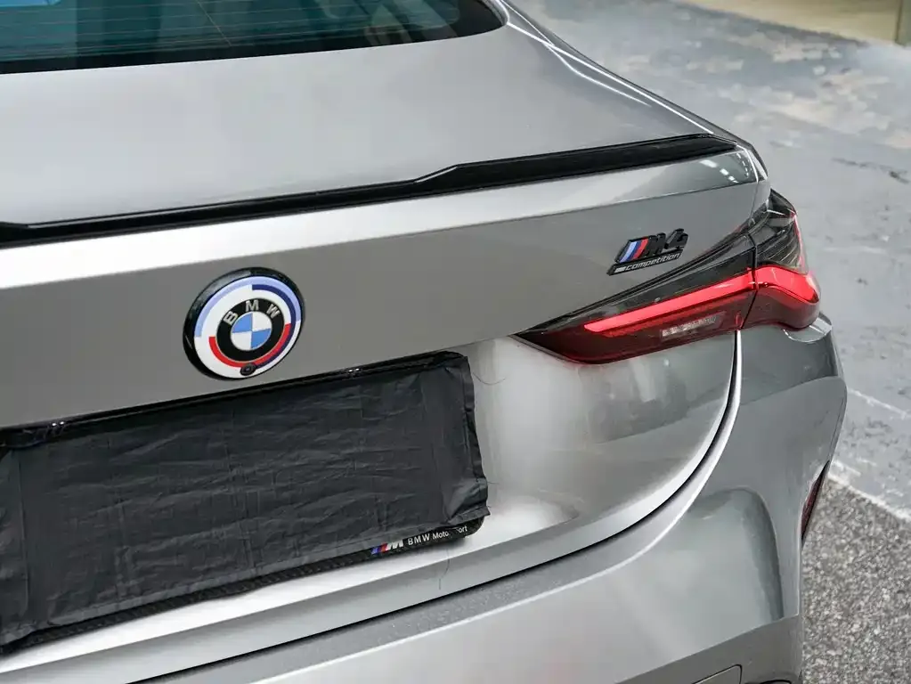 BMW M4 — фото 3
