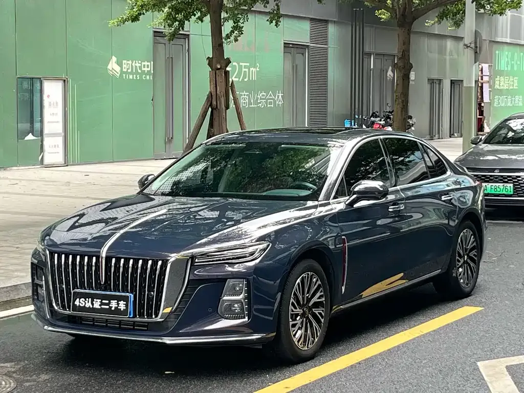 Hongqi H5 — фото 1