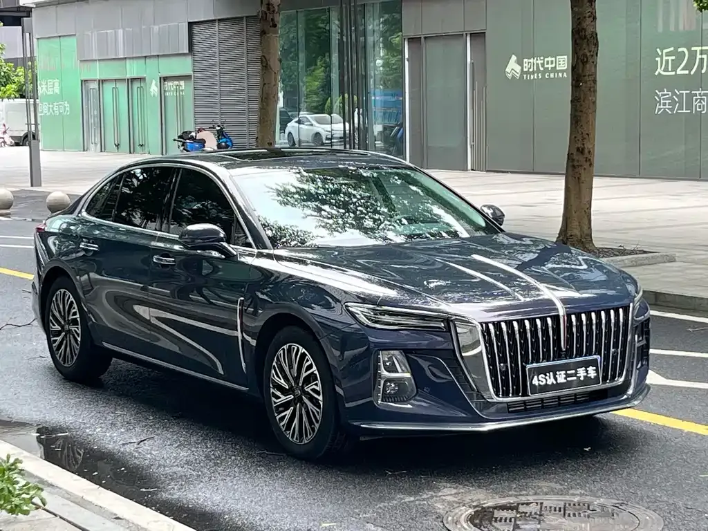 Hongqi H5 — фото 3