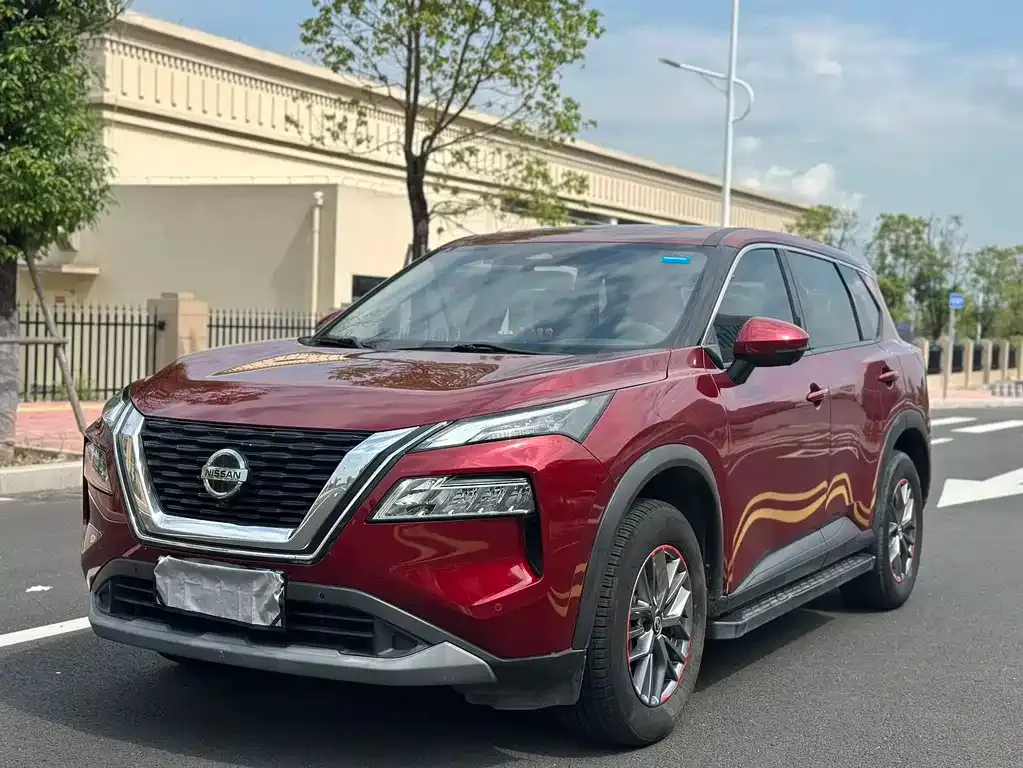 Nissan X-Trail — фото 1