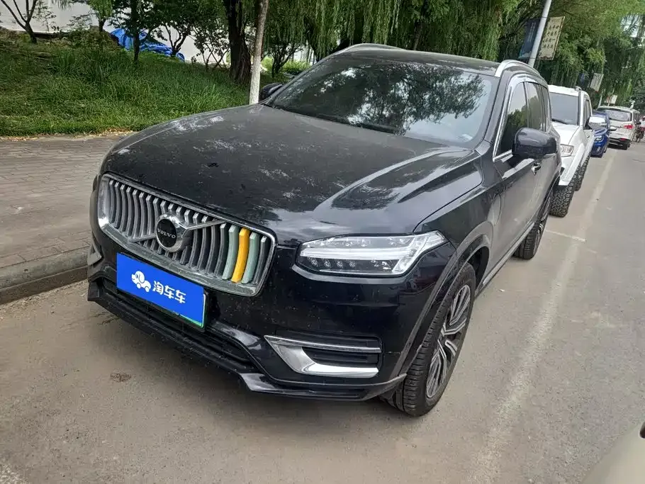 Volvo XC90 PHEV — фото 1