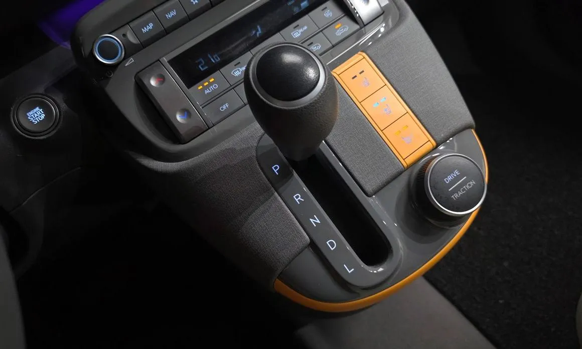 Hyundai Casper — фото 9