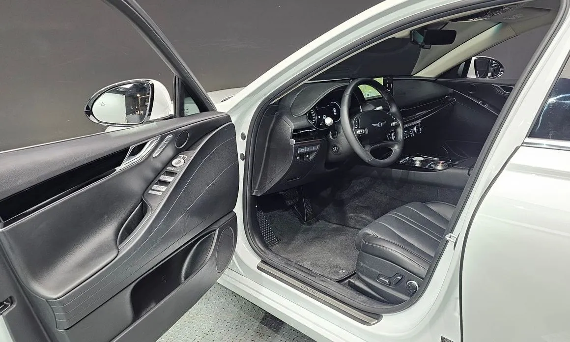 Genesis G80 — фото 10