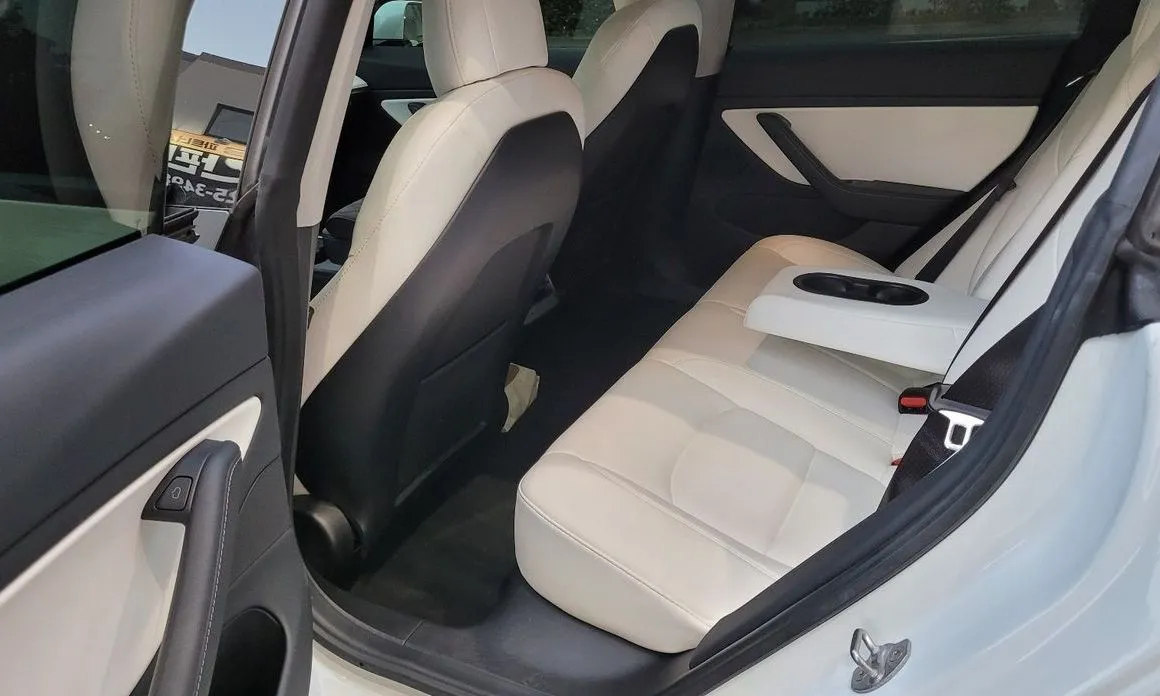 Tesla Model 3 — фото 2