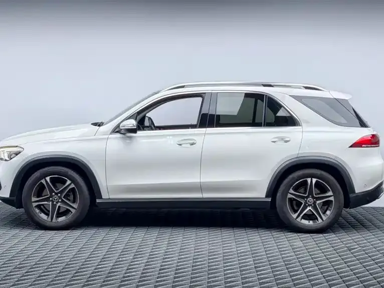Mercedes-Benz GLE (Import) — фото 9