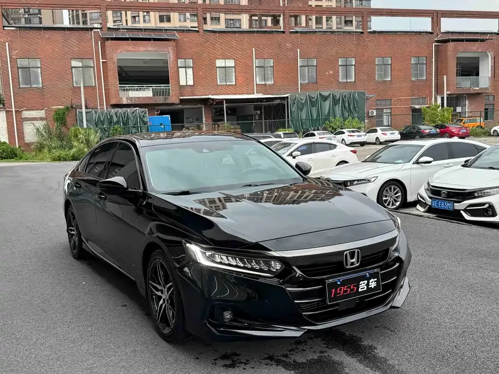 Honda Accord — фото 5