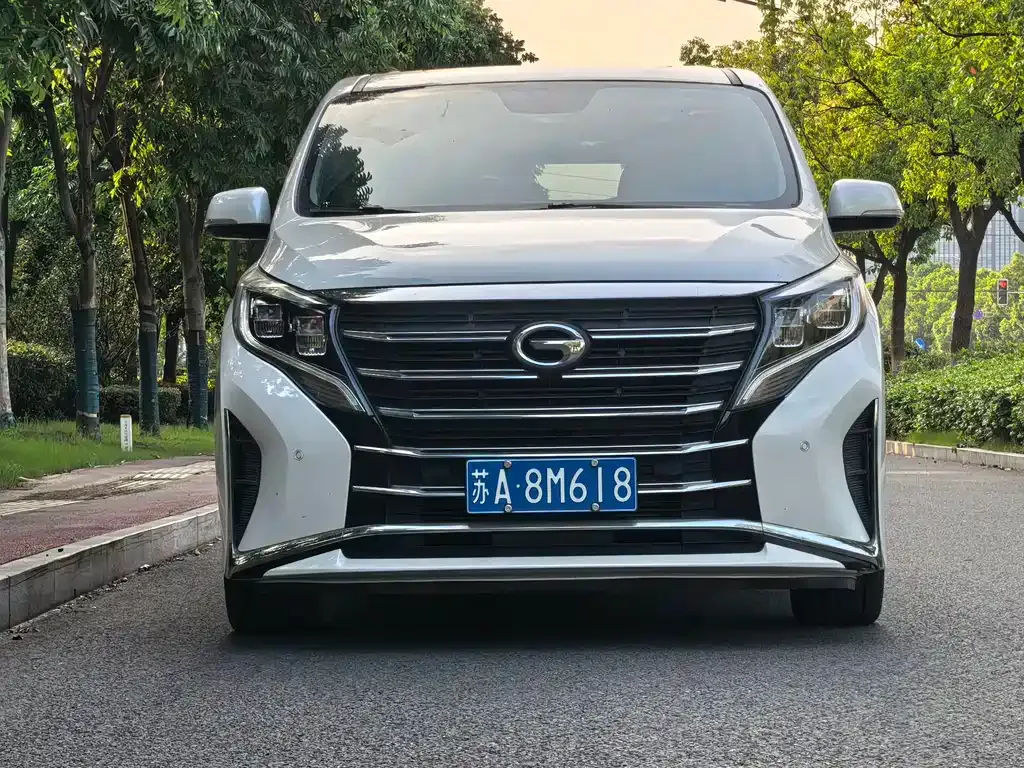 GAC Motor Trumpchi M8 — фото 8