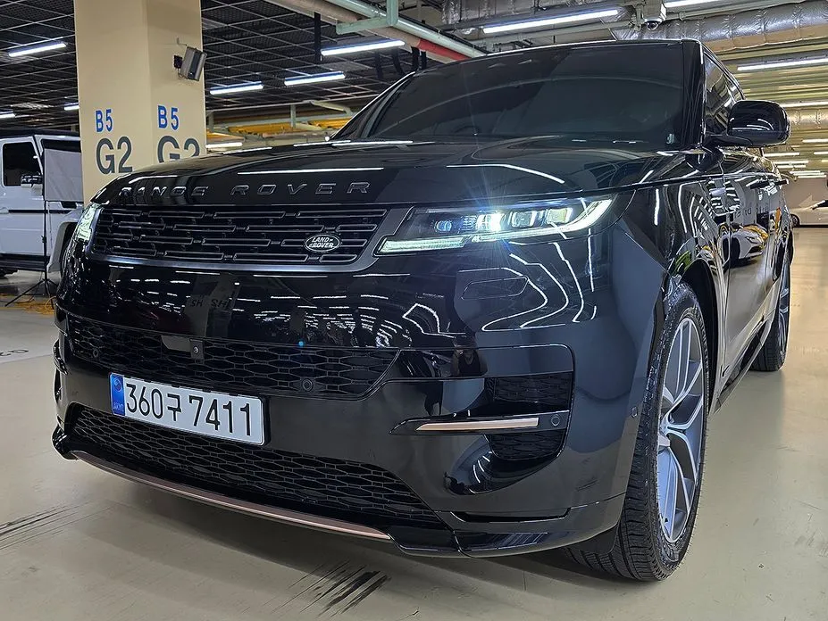 Land Rover Range Rover Sport — фото 1