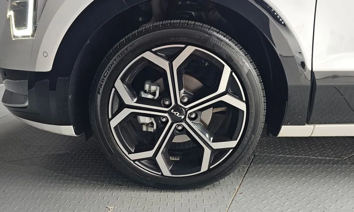 Kia Niro — фото 8