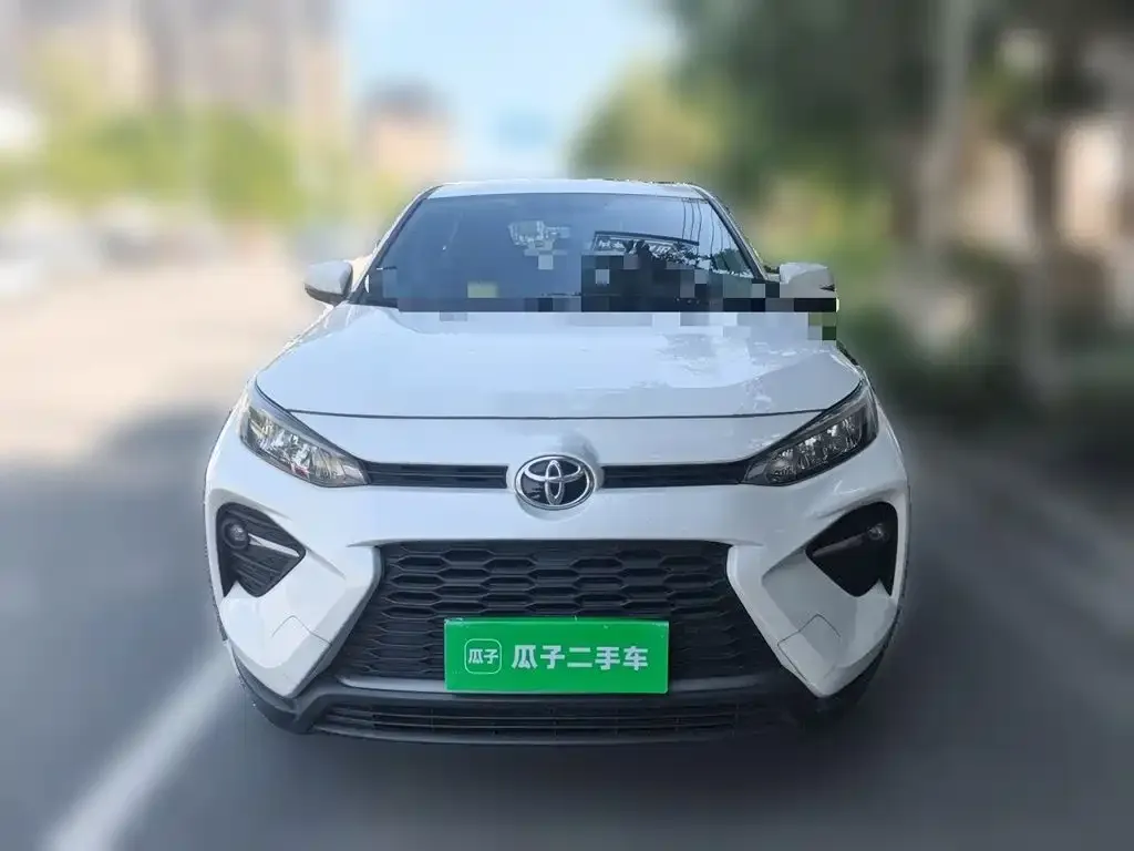 Toyota Wildlander — фото 3