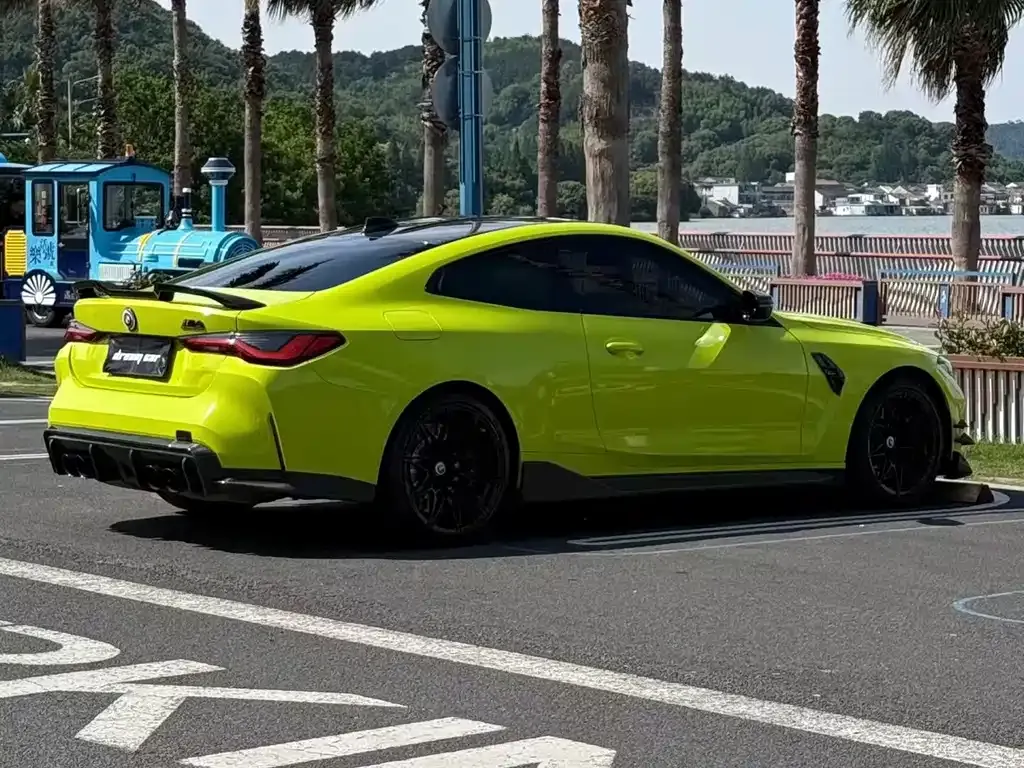 BMW M4 — фото 2