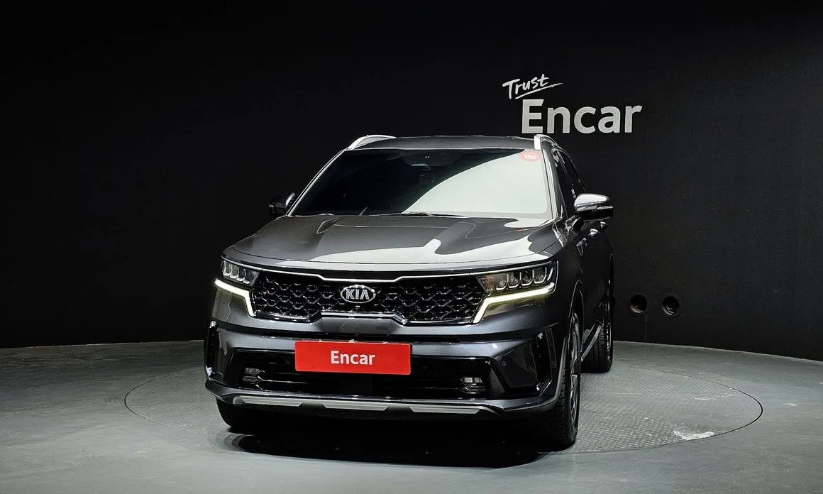 Kia Sorento — фото 9