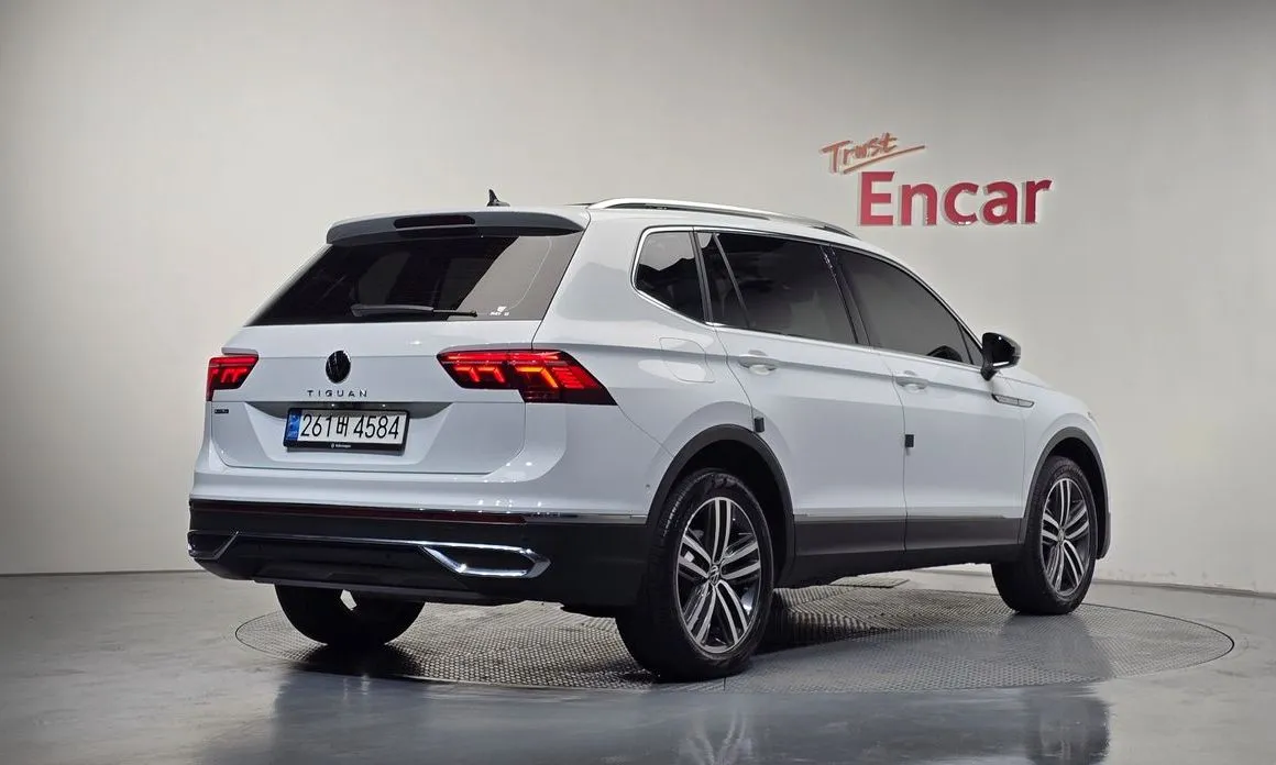 Volkswagen Tiguan — фото 3