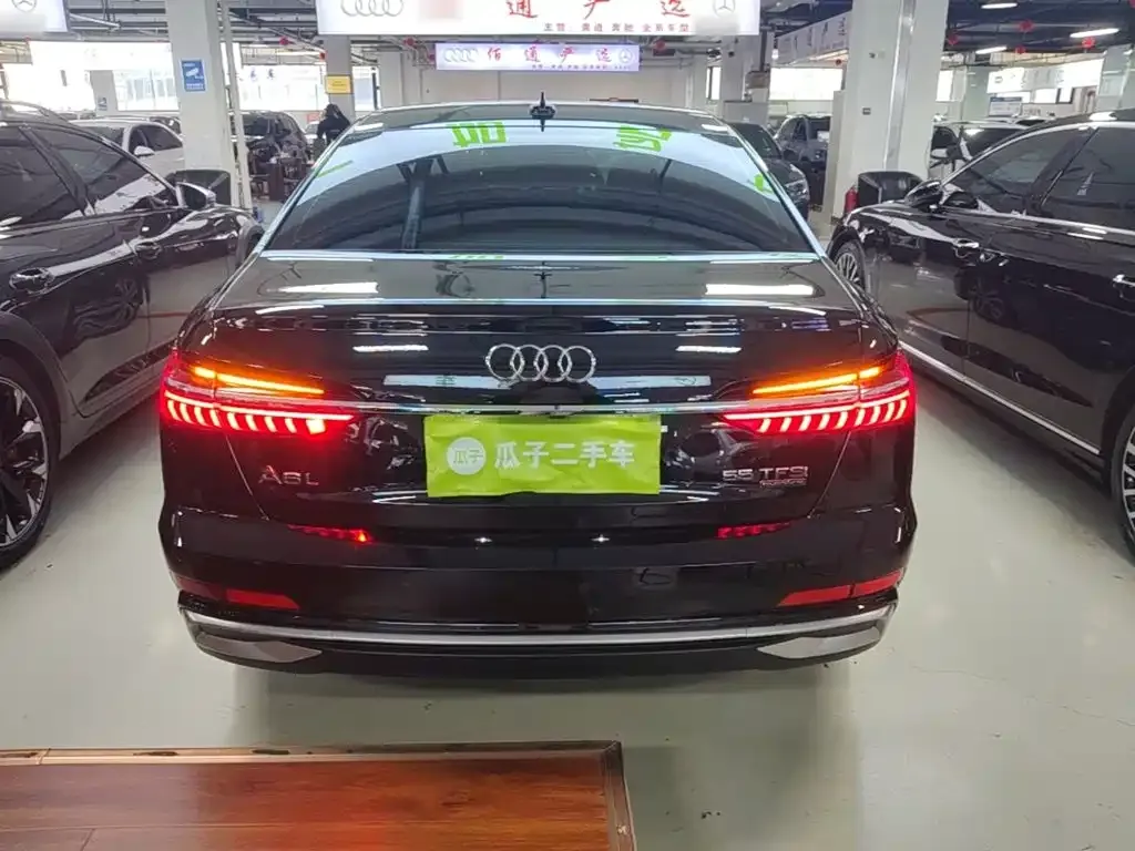 Audi A6L — фото 9