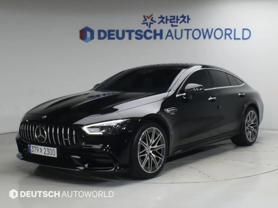 Mercedes-Benz AMG GT — фото 1