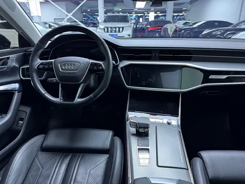 Audi A7 — фото 7