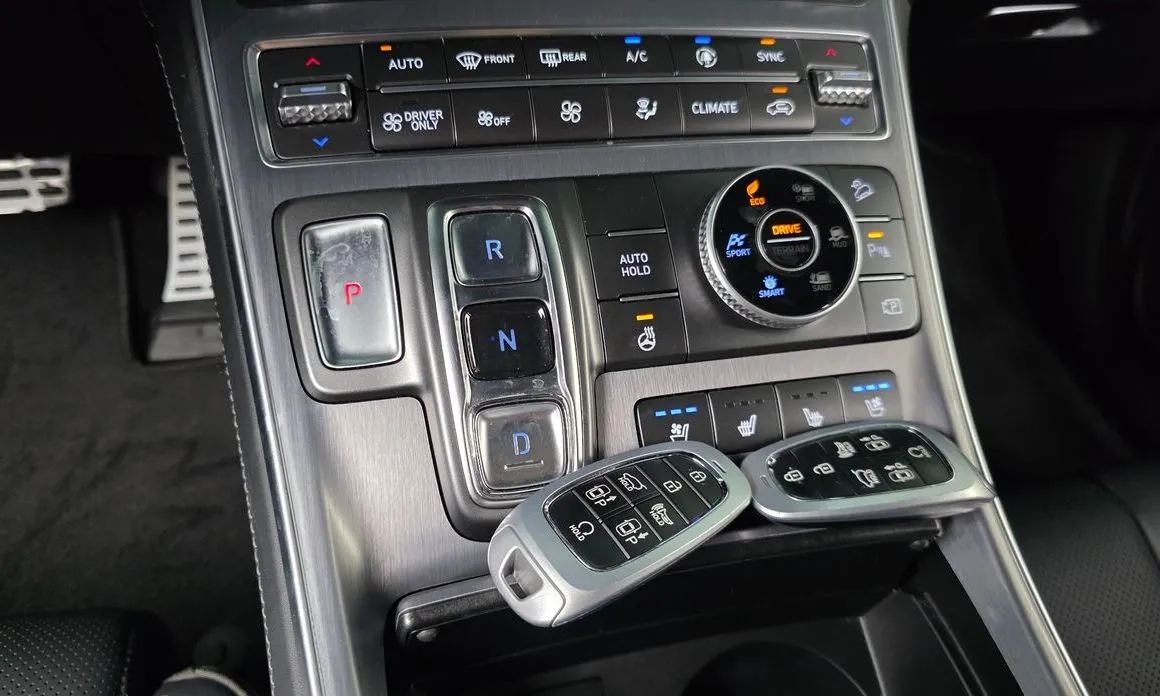 Hyundai Santafe — фото 8