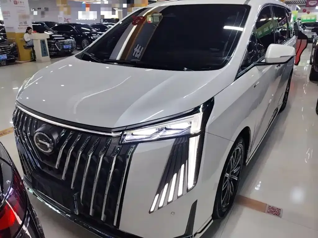 GAC Motor Trumpchi M8 — фото 4