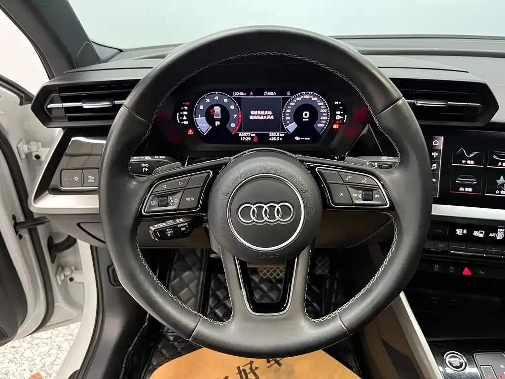 Audi A3 — фото 10