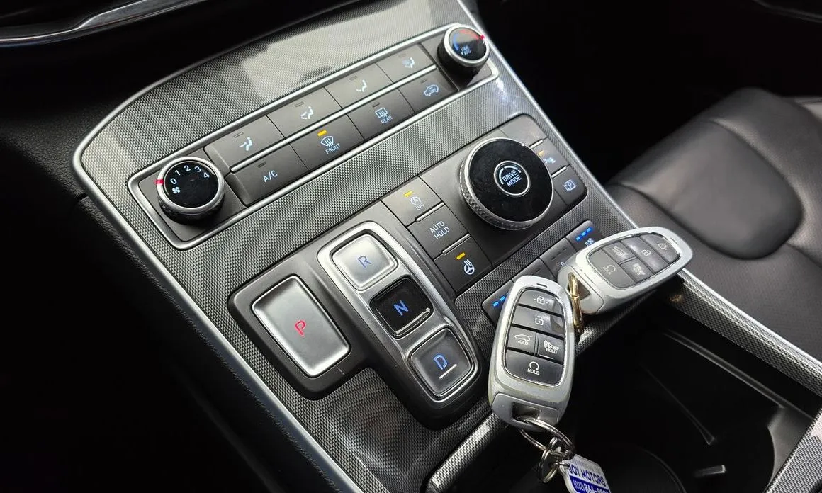 Hyundai Santafe — фото 9