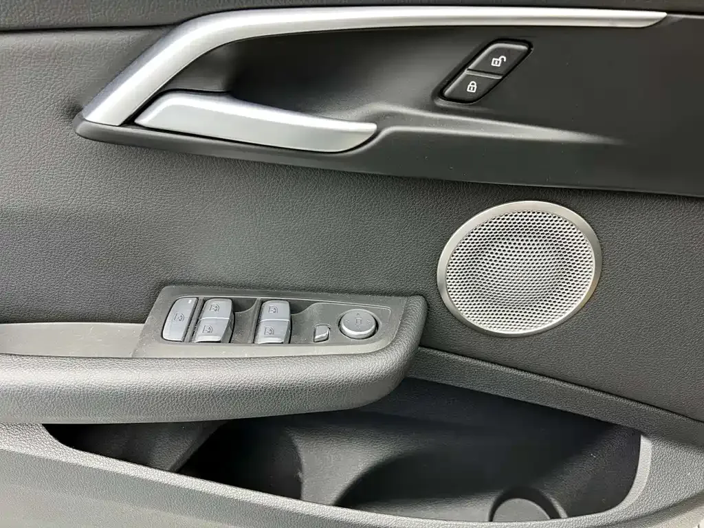 BMW 1 Series — фото 10