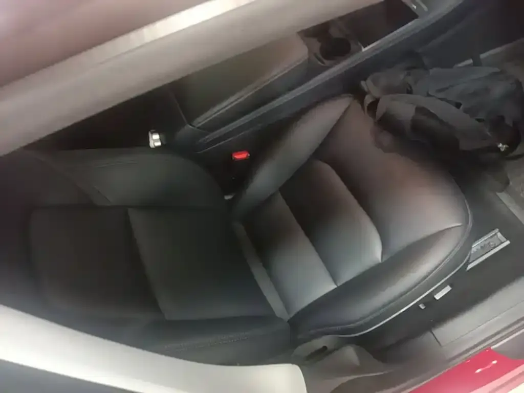 Tesla Model 3 — фото 6