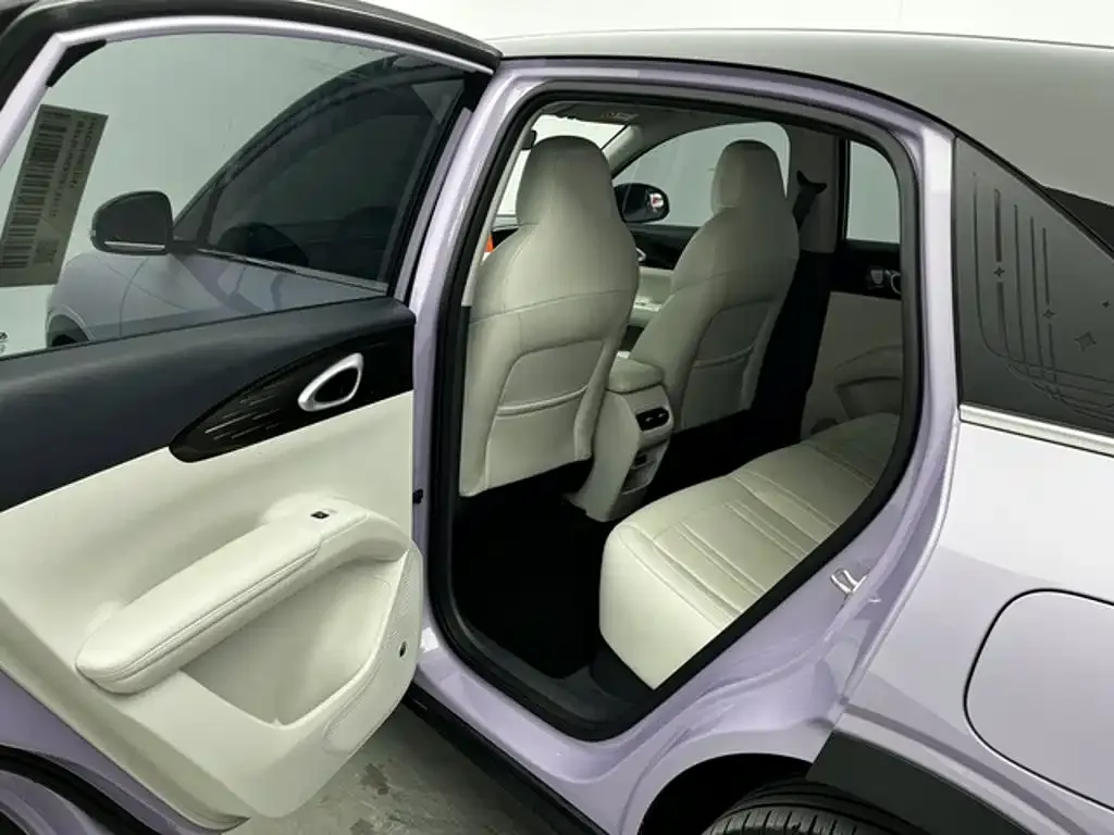 Geely Starburst — фото 9
