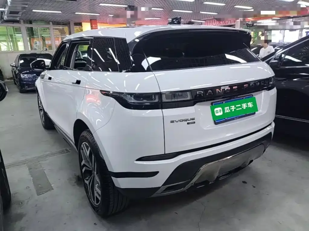 Land Rover Evoque — фото 10