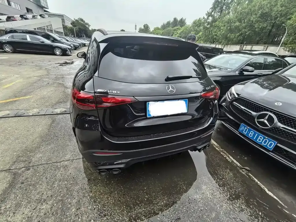 Mercedes-Benz GLC AMG — фото 9