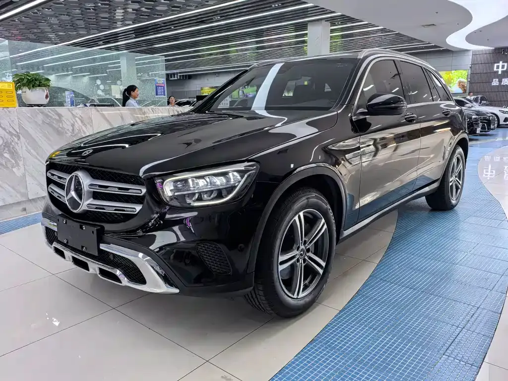 Mercedes-Benz GLC — фото 1