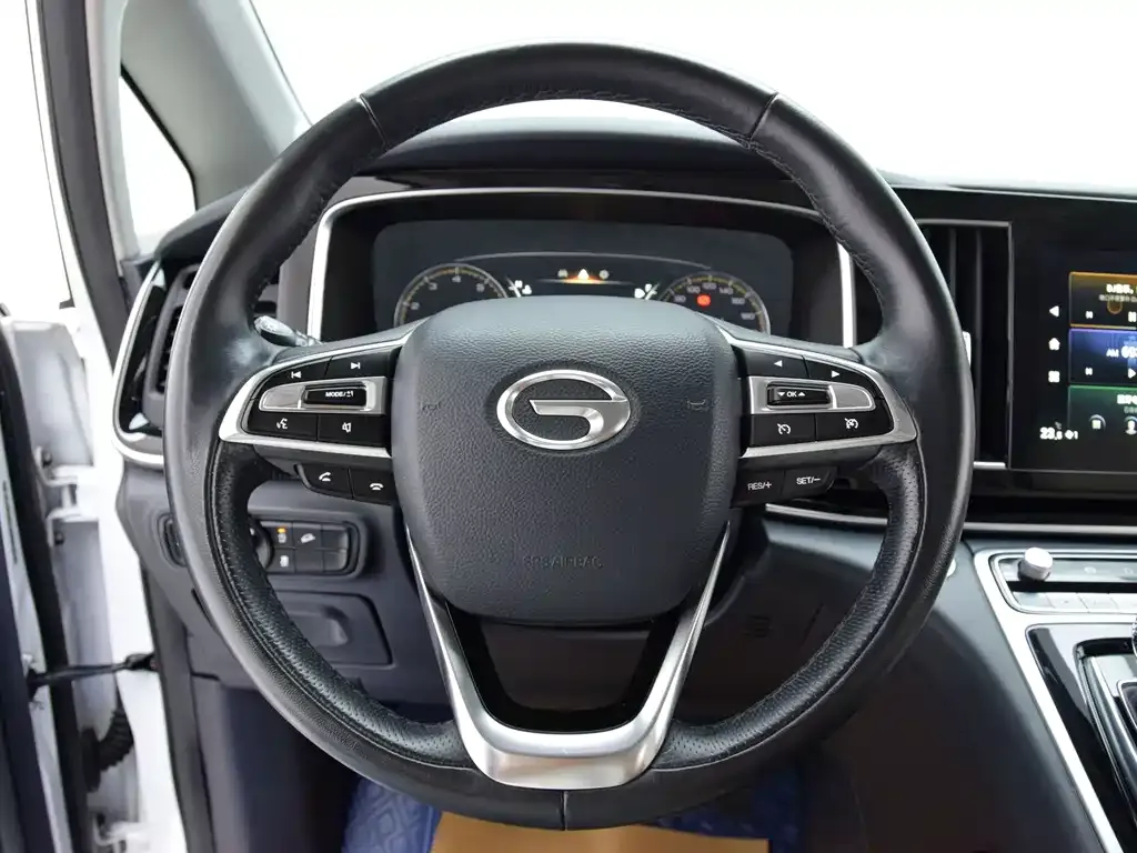 GAC Motor Trumpchi M8 — фото 10