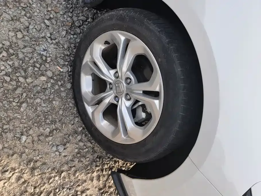 Honda Accord — фото 10