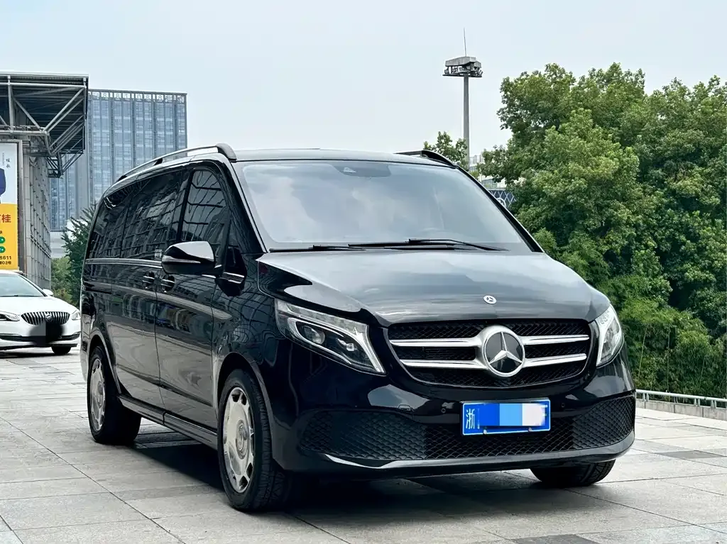 Mercedes-Benz V-Class — фото 5